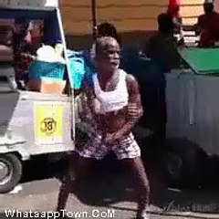 Tune Mari Entry Funny Dance By Old Man