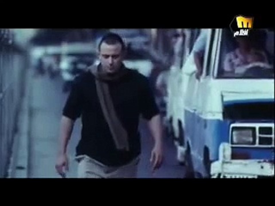 أنا مش أنا