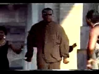 MC Hammer pump it up