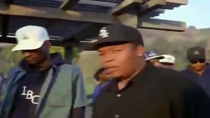 Video herunterladen: Dr Dre feat Snoop Doggy Dogg Nuthin But a  G  Thang Uncut & Dirty