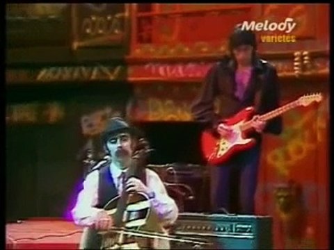 -jacques HIGELIN (show carpentiers)- je chante+ tete en l'air...