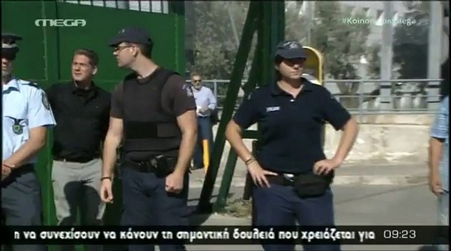 VIDEO - ΤΣΙΠΡΑΣ ΣΤΟ ΥΠΟΥΡΓΕΙΟ ΠΑΙΔΕΙΑΣ