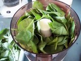 How to Make Spinach Pesto
