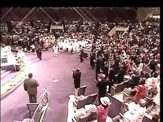 Vicarious Victory Praise Break - Bis. G. E. Patterson