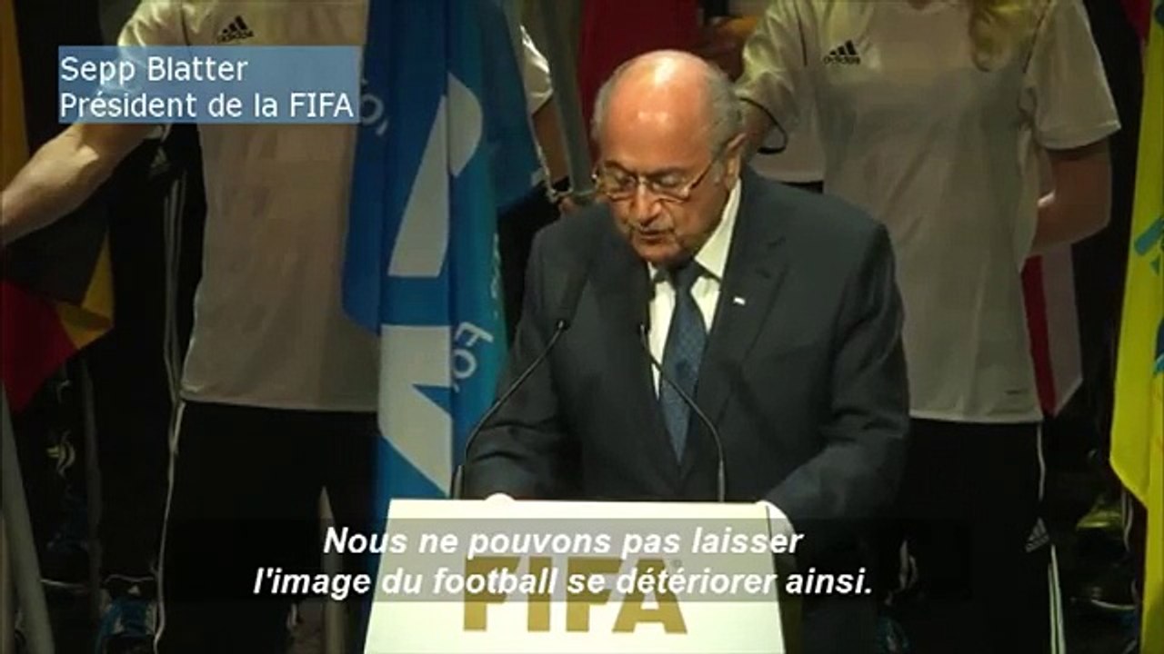 Scandale à la FIFA - Sepp Blatter ne lâche rien