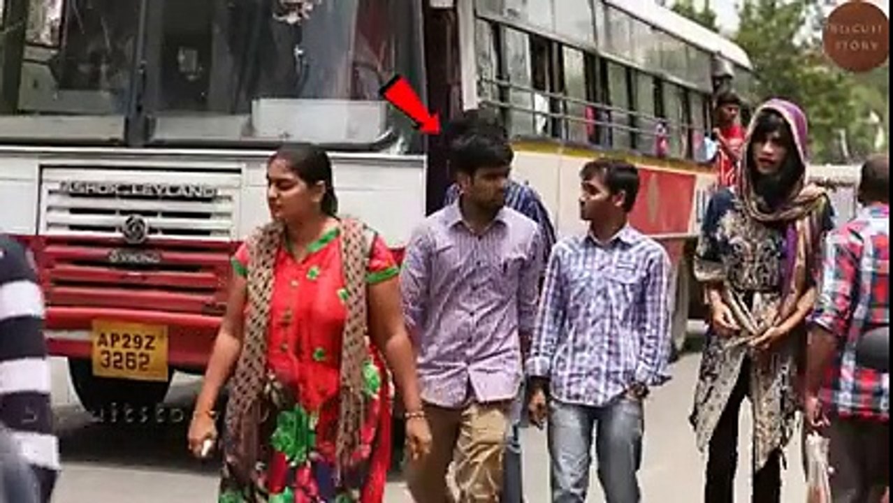 How We Many Times A Girl Gets In A Day Must Watch