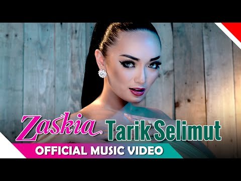 Zaskia Gotik - Tarik Selimut - Official Music Video HD - Nagaswara