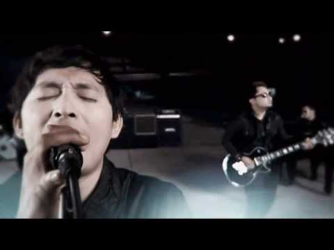 BNS - Harus Meninggalkanmu - Official Music Video HD