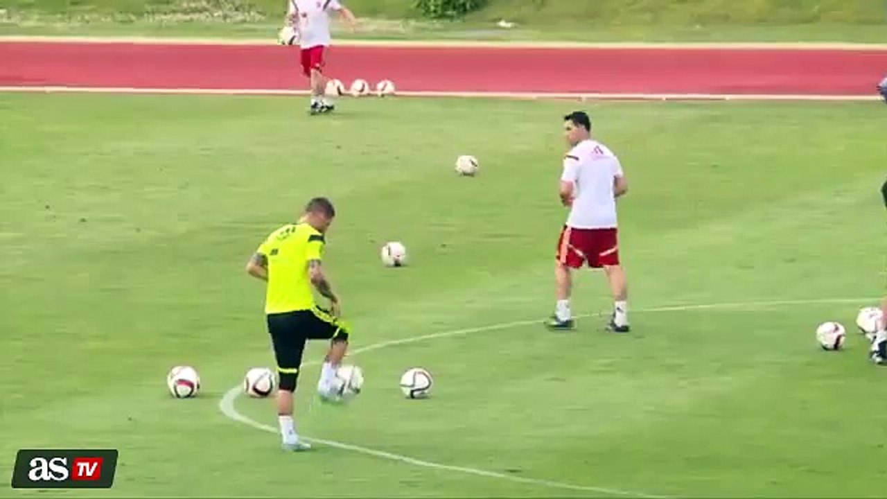Sergio Ramos skills in training
