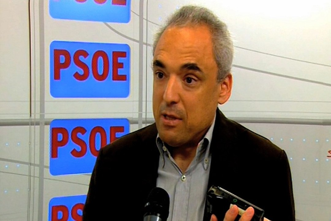 Simancas pide a C's "regeneración democrática"