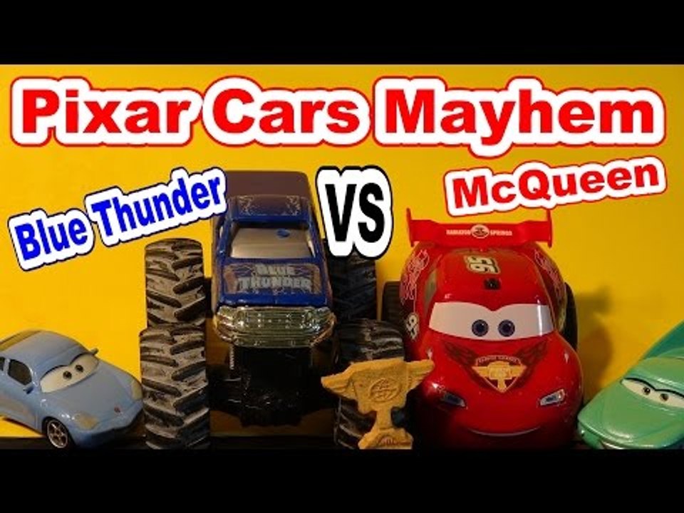 Pixar Cars Lightning Funny Car Lightning McQueen vs Blue Thunder Ramp Jumps