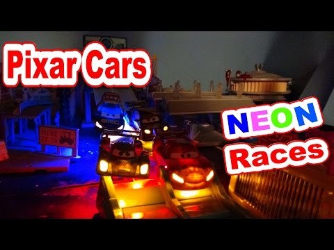 Disney Pixar Cars Lightning McQueen NEON Races with WGP Cars and Mater and Ramone !