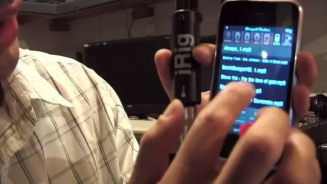 iRig Amplitube trabajando en el iPhone tocando temas de Vai y Satriani