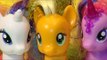 My Little Pony new Pony unboxing APPLEJACK Rainbow Power at the Cotton Candy Cafe with Pinkie Pie an
