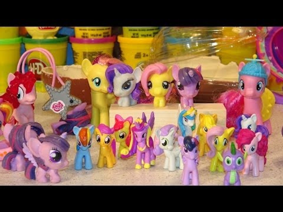 Kinder Egg Maxi Surprise Eggs with My Little Pony characters Pinkie Pie and Fluttershy and more toys