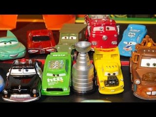 Скачать видео: Pixar Cars Radiator Springs Lightning McQueen Riplash Racers new championship Race with Funny car Ma