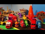 Play Doh Travelling Circus in Pixar Cars Radiator Springs with the Haulers and Monsters University P