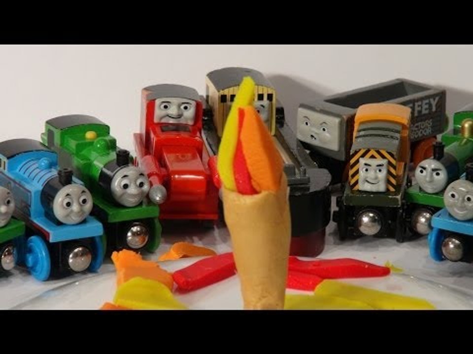 Play Doh Thomas and Friends, we make The Olympic Torch and Thomas takes