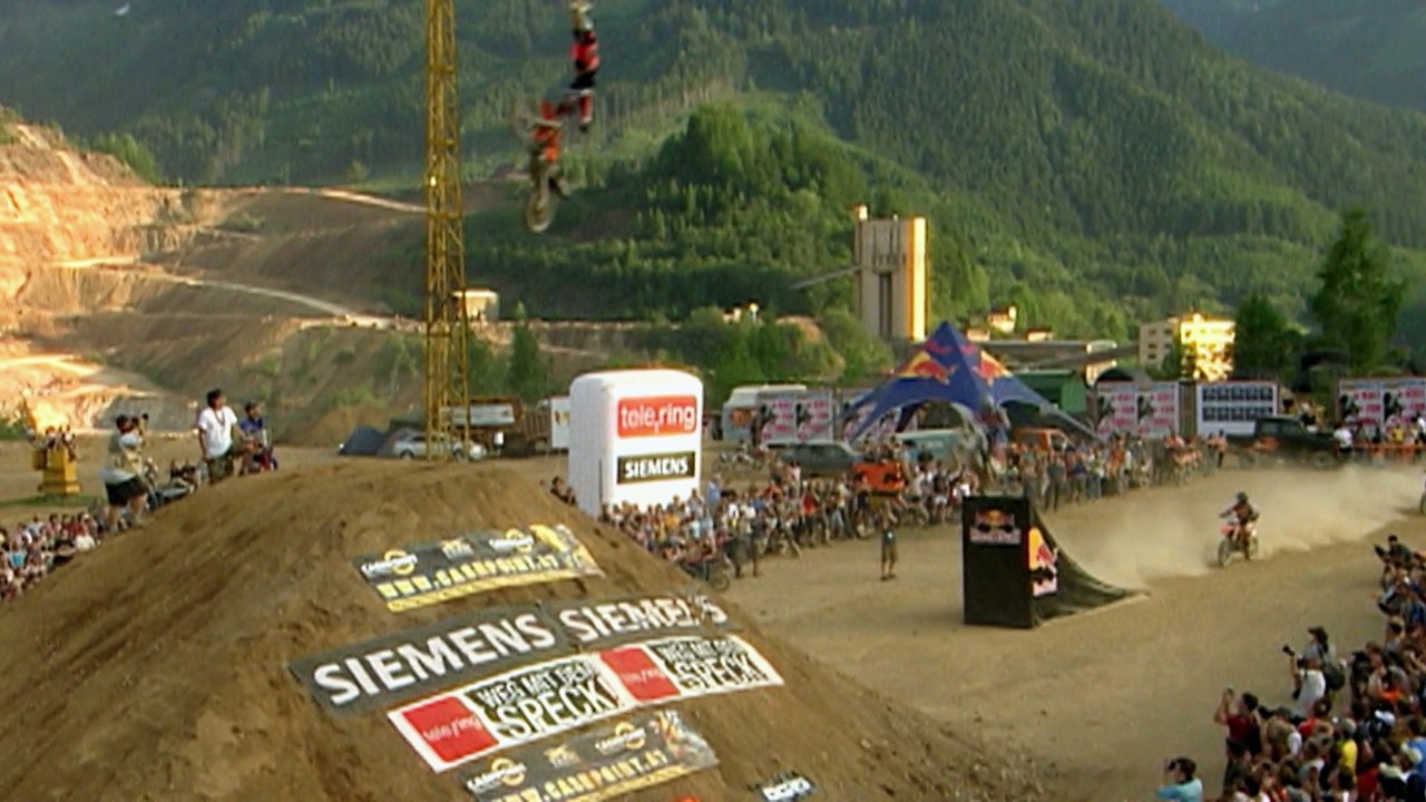 Robbie Maddison Takes on Red Bull Hare Scramble 2015