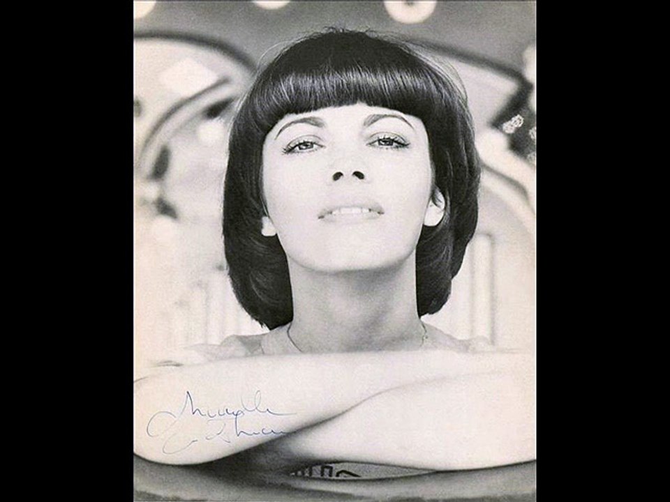 Mireille Mathieu * Il jouait à l'opéra *