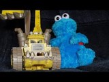 Cookie Monster Count' n Crunch ,Screaming Banshee takes his cookies and Cookie Monster bakes new one