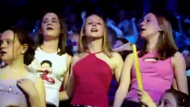 S Club 7 - Never Had a Dream Come True [Live Carnival Tour]