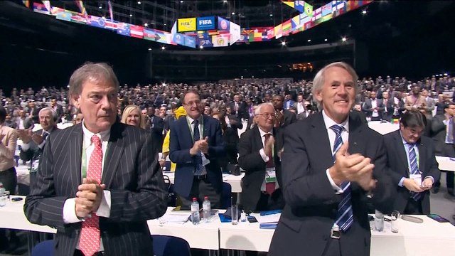FIFA: Sensation: Blatter tritt zurück