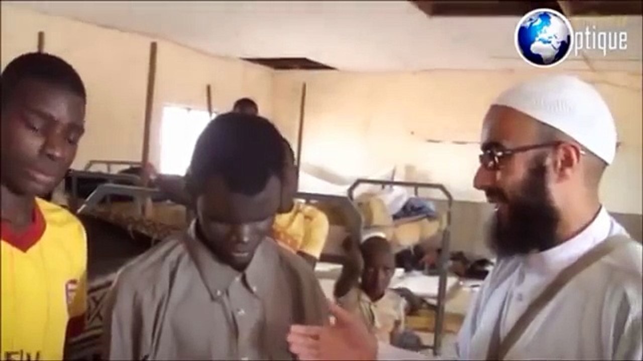 Récitation émouvante Quran d'1 aveugle au Burkina Faso/Association Nouvelle Optique)