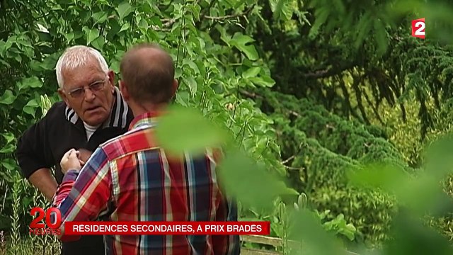 Résidences secondaires : minées par la crise, leurs prix s'effondrent