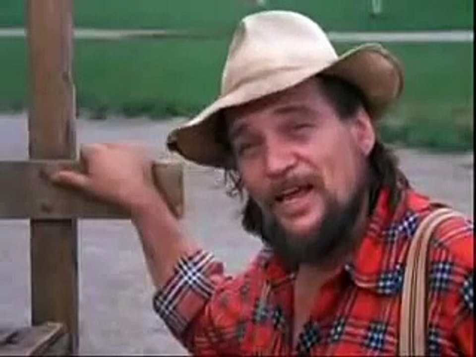 Waylon Jennings sings on Follow that Bird