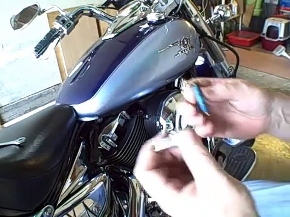 How To Change Spark Plugs on Yamaha 650 V-star