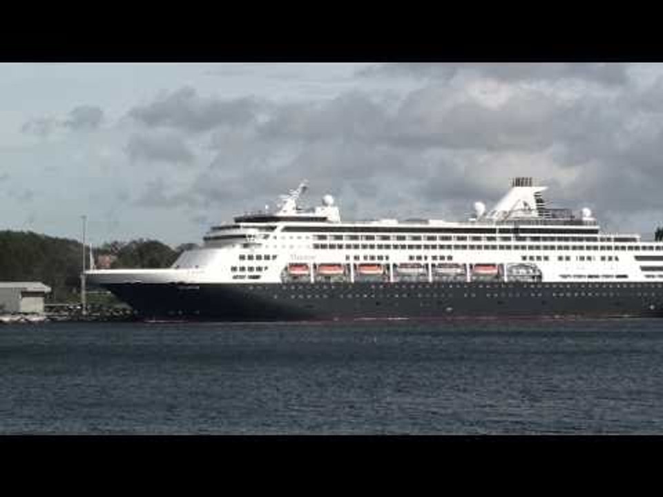 Cruise ships in Sydney Harbour