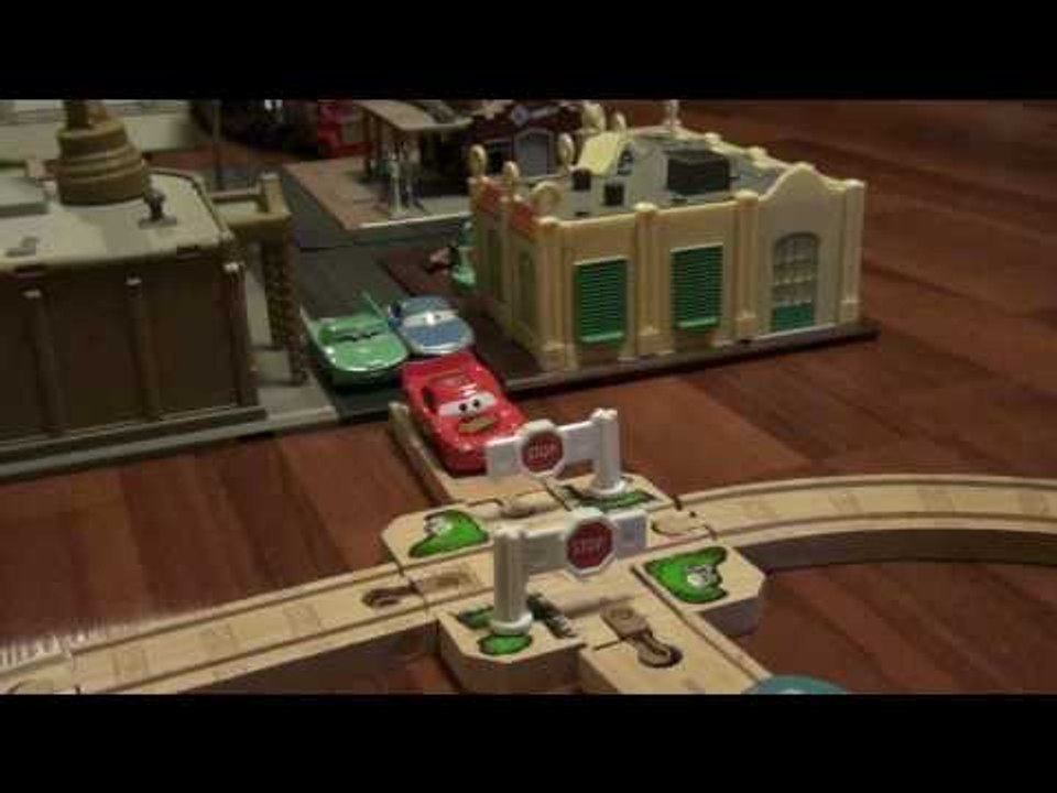 Thomas meets Lightning McQueen