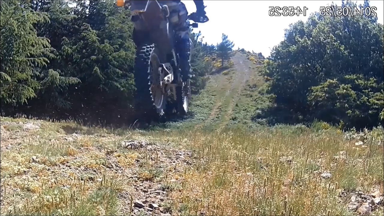 HONDA CRM 125 ANNIVERSAIRE 25 ANS. VIDEO OFF ROAD