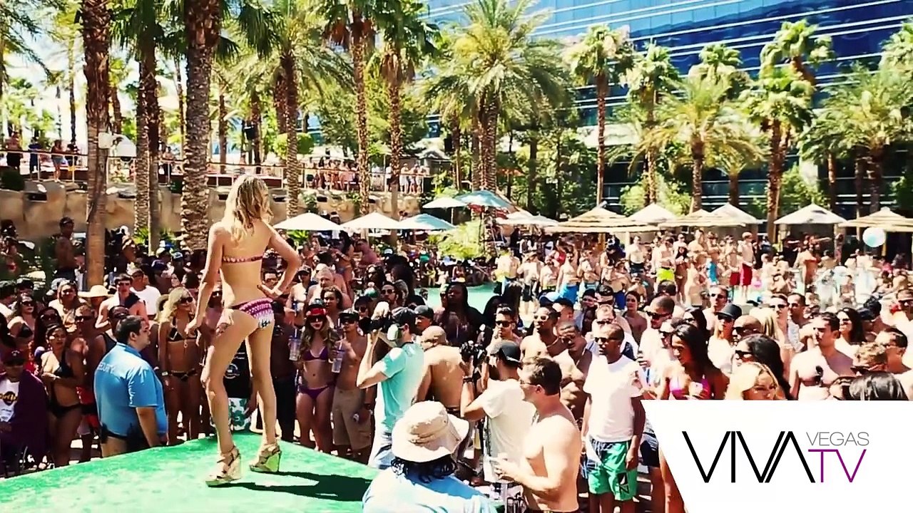 VivaVegas TV interviews 3x Mr. Olympia, Phil Heath