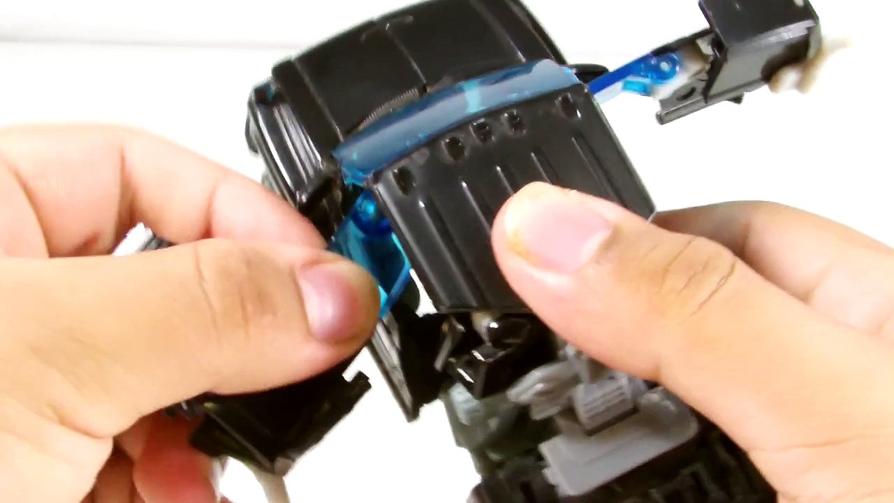 TRANSFORMERS DARK OF THE MOON IRONHIDE VOYAGER CLASS EN ESPAÑOL