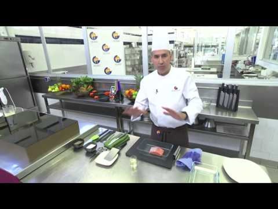 Salmó cuit molt suaument amb poma de Girona