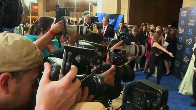 US Critics Fashion : Highlights from the Critics' Choice TV Awards