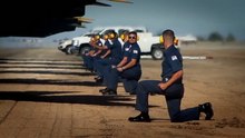 [軍事紀錄-空中軍武]Show in the sky ! 第二彈 美國海軍藍天使(Blue Angels)特技飛行隊 - 烈火青春 MV