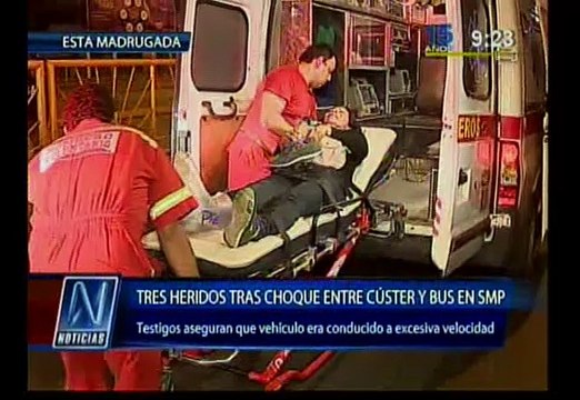 San Martín de Porres: Tres heridos dejó choque entre cúster y bus del SIT