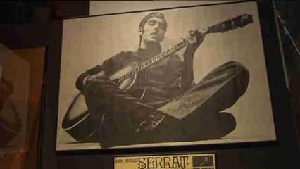 Medio siglo de Serrat a través de 800 objetos