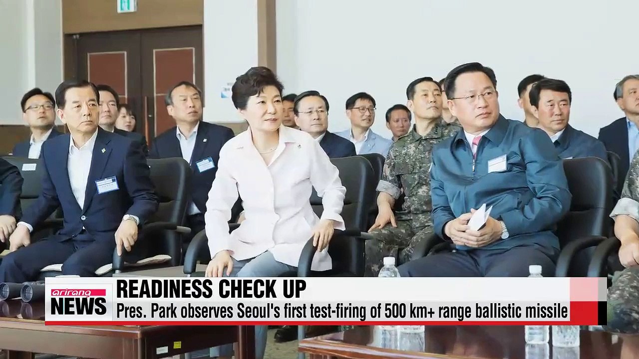 President Park checks South Korean military's readiness