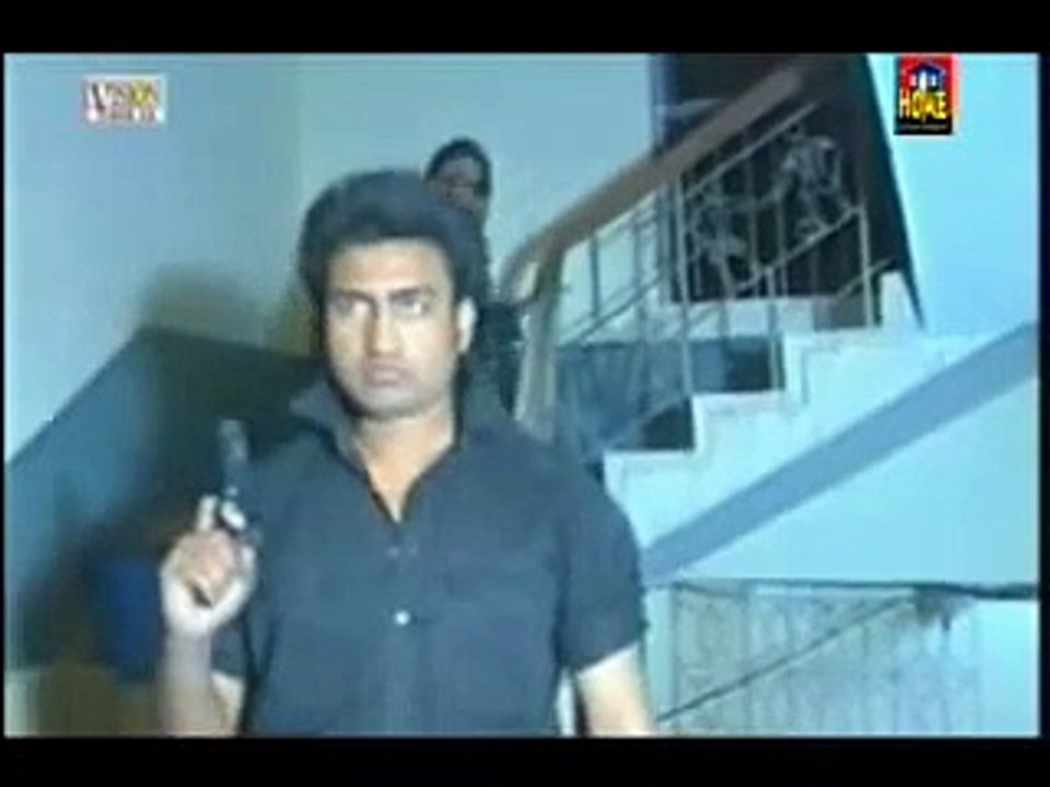 Ghareeb Bond - Umar Sharif