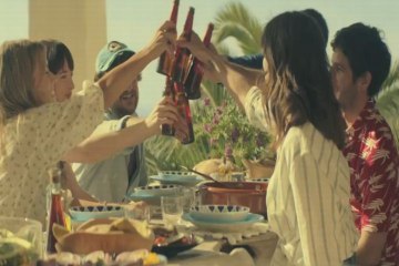 Dakota Johnson y Quim Gutiérrez protagonizan 'Vale'