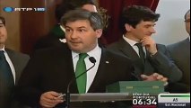 Presidente do Sporting oferece a presidente uma gravata verde ao presidente da camara!!