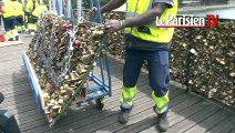 Paris : le pont des Arts dit adieu à ses cadenas d'amour