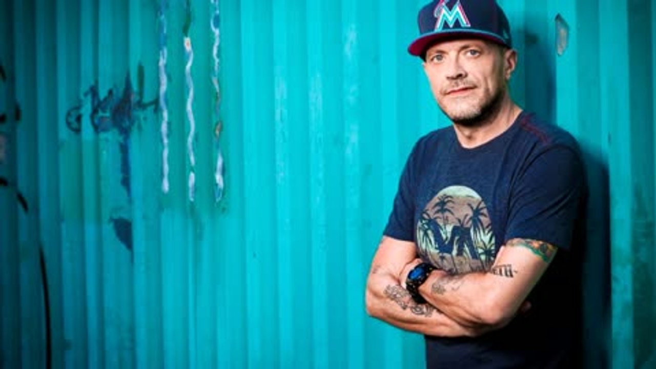Max Pezzali: 'Facebook mi fa schifo'
