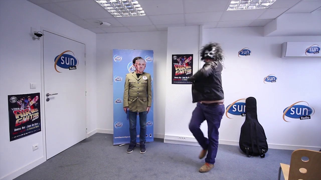 ️Air Guitar Contest 2015 - Le gros dégueulasse (feat. Edouard. B)