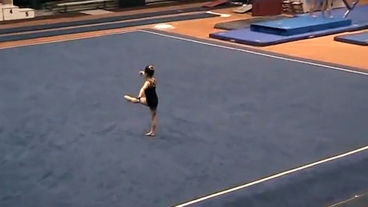 Level 4 gymnastics floor routine