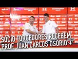 SÓCIOS TORCEDORES RECEBEM PROF. JUAN CARLOS OSORIO | SPFCTV